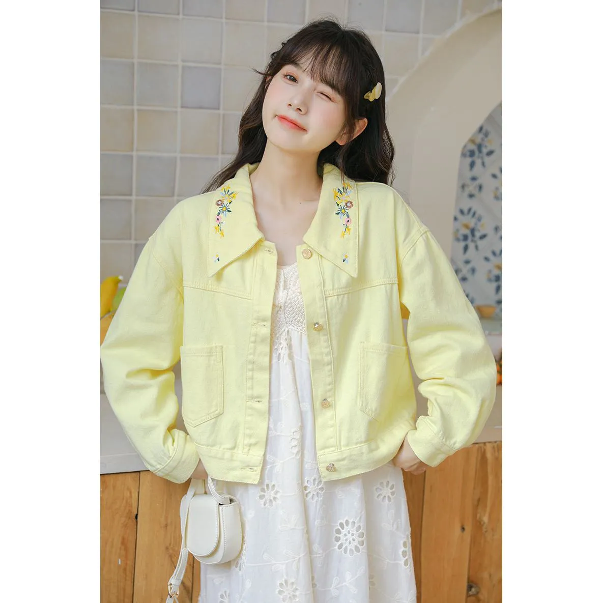 Cropped Lapel Collar Casual Embroidery Loose Fit Denim Jacket