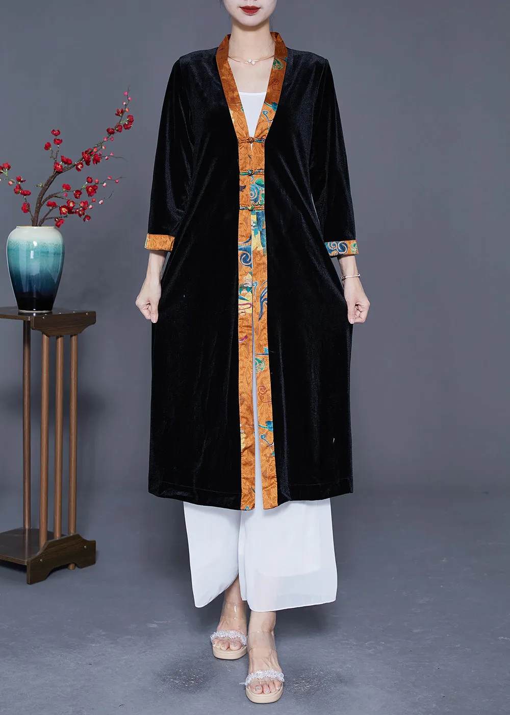 Elegant Black V Neck Patchwork Chinese Button Silk Velour Trench Coats Spring LY5407