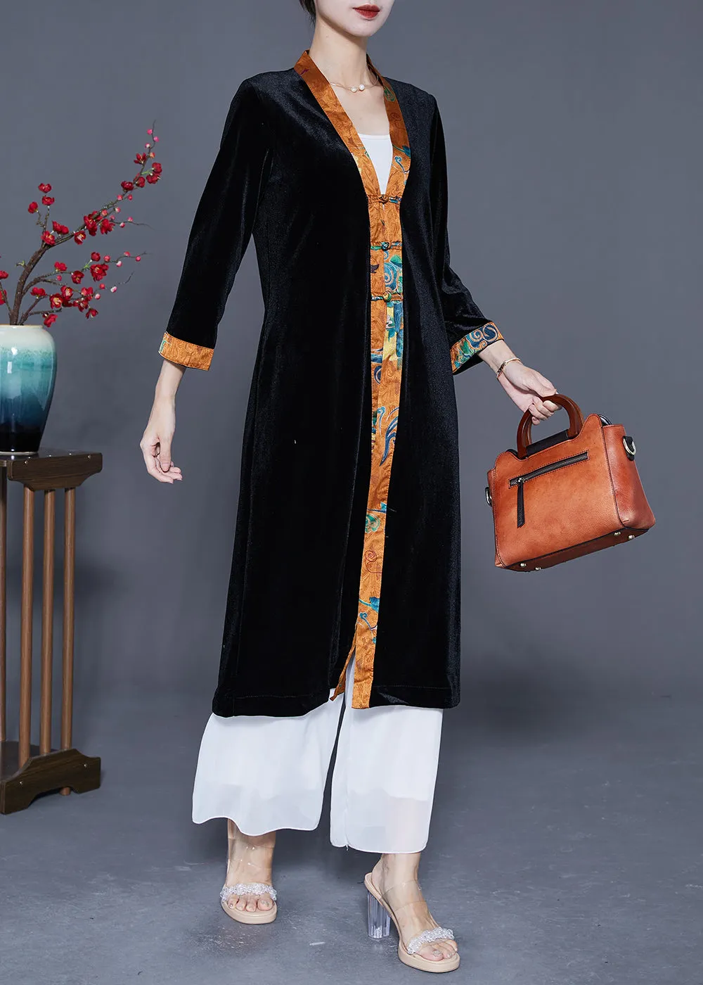 Elegant Black V Neck Patchwork Chinese Button Silk Velour Trench Coats Spring LY5407