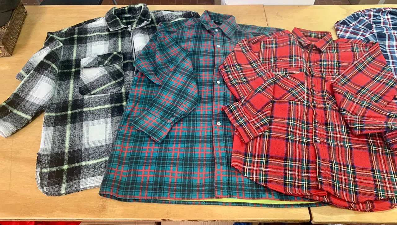 Flannel shirt box (18kg)