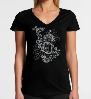 LADIES V NECK TEE KORU FERN